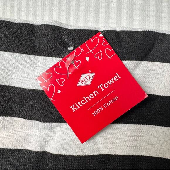 RITZ Valentine's Day Kitchen Hand Towel 100% Cotton With Heart Graphic NWT - Picture 3 of 10